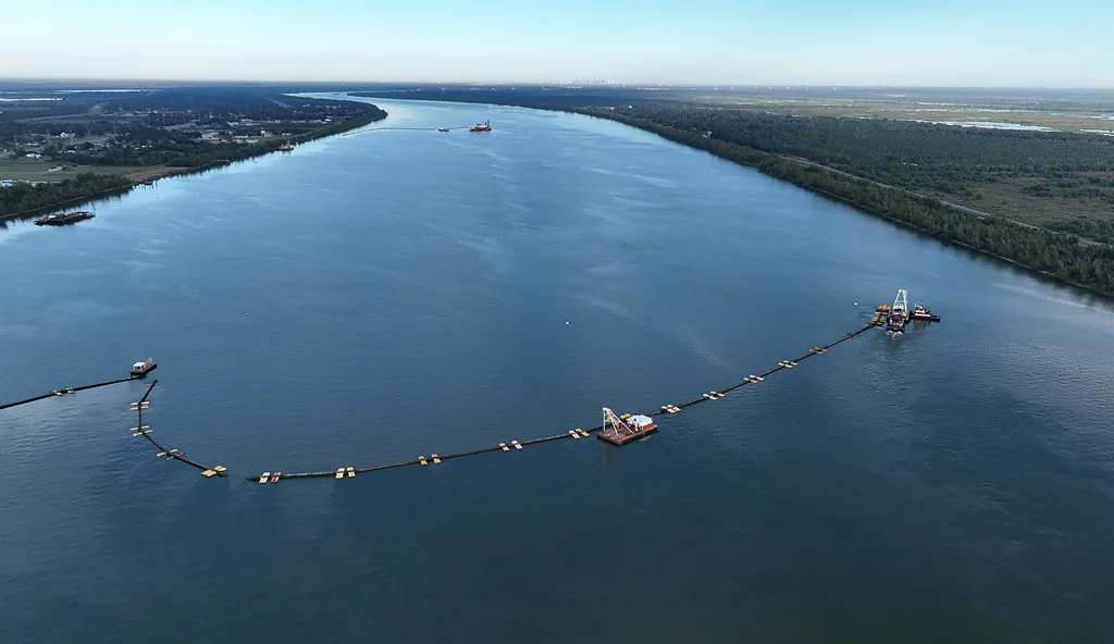 «Мы готовимся не к тем катастрофам»: как солёная вода медленно отвоёвывает пресные ресурсы планеты